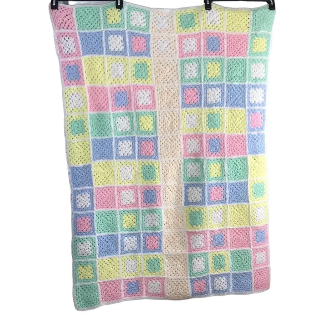 Handmade Pastel Granny Square Crochet Afghan Baby Lap Blanket Acrylic 35’’x50’’